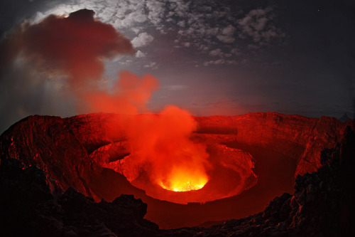 scinerds: Amazing Volcanic Photography of Martin Rietze