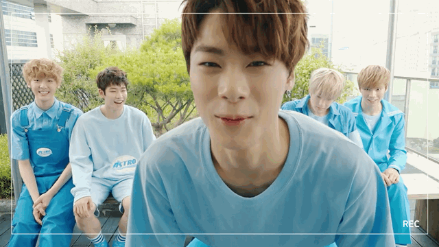 rockybin:  tag yourself I’m eunwoo slapping sanha’s butt