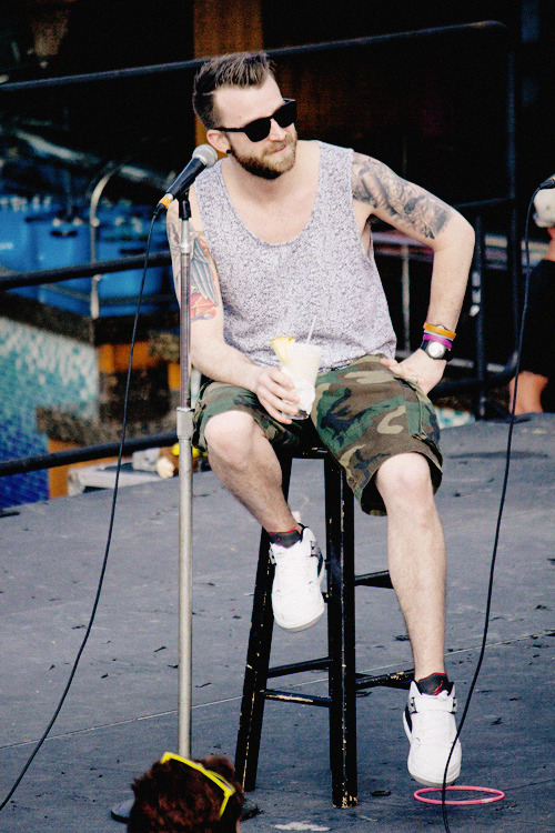 louisquinnzel:  x 