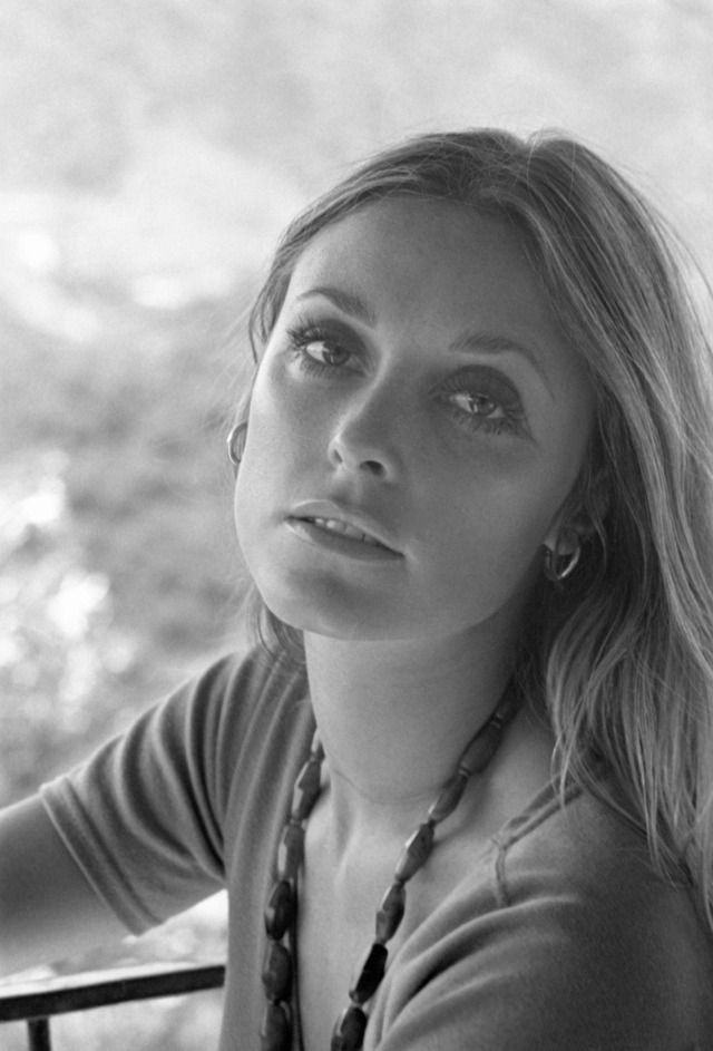 Sharon Tate, 1968
Dress by Rudi Gernreich