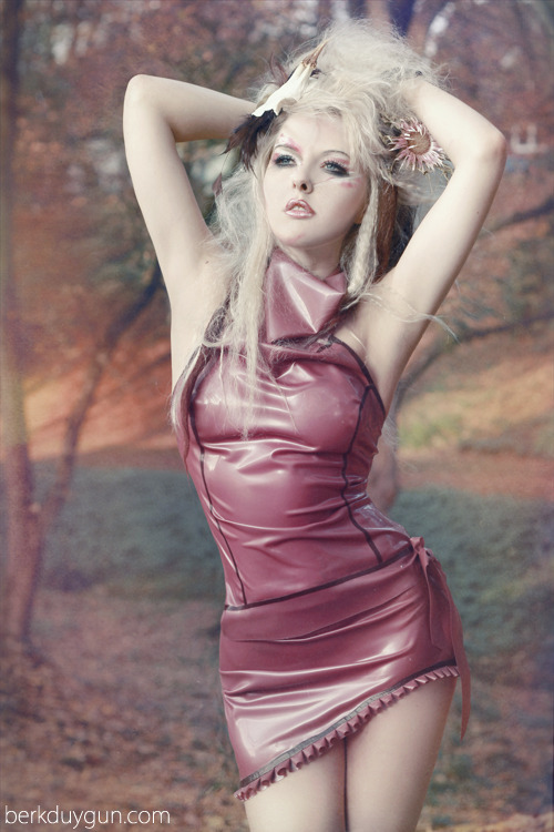 wondrous-beauties:   ”Fade In Another Life XIIV” from BerkDuygunArts 