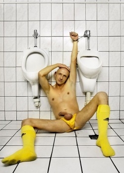 onlybathroomstuff:  #bathroom #dick #jock