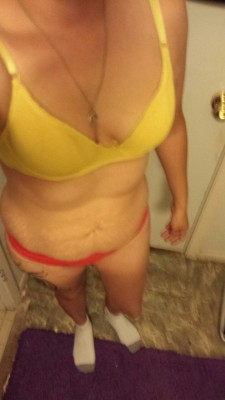 feistyangel3:  So, I am on a mission to lose, weight, tone up and become healthier in general. This is a picture of me, maybe 2 weeks ago, at my starting point (145.2 pounds, according to my bathroom scale).  Quite possibly the hardest thing for me to