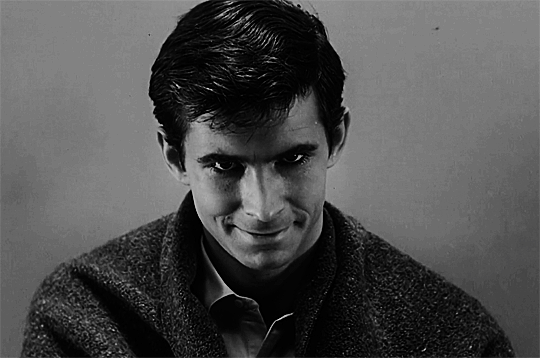 joker-theclown:Faces of Horror MoviesNorman Bates in Psycho (1960)Patrick Bateman in American Psycho