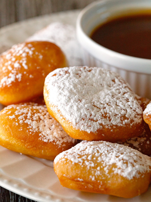 miscellaneousdesserts:  Beignets (recipe) 