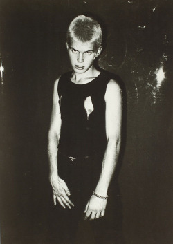 guaranteed-meat:  Billy Idol as a member