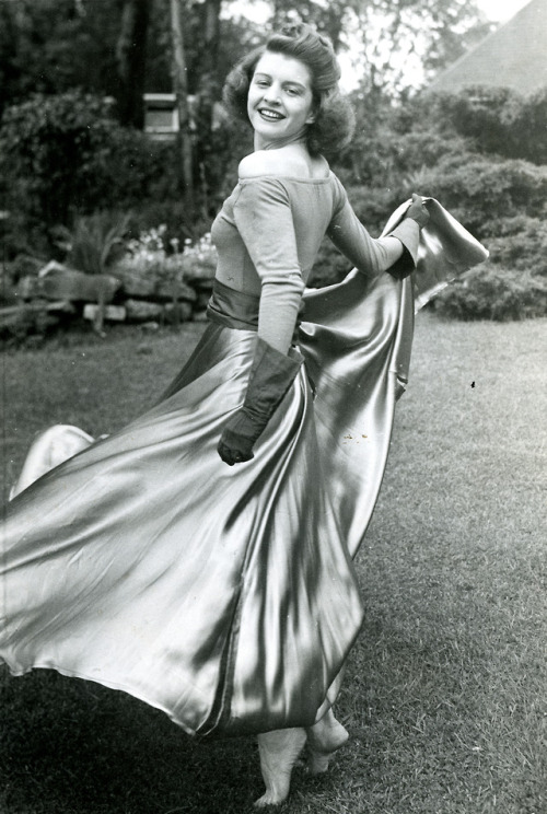 fordlibrarymuseum: Betty Ford and Dance Betty Bloomer had a passion for dance from an early age. Ev