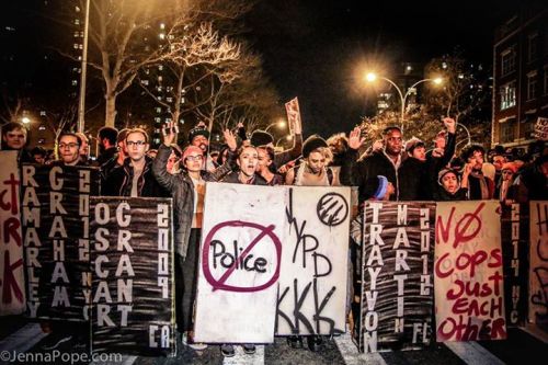 thepeoplesrecord: NYC sends love to Ferguson on 11/25 Photos by Jenna Pope