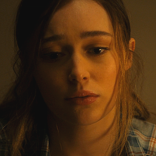 Alicia Clark Sexy