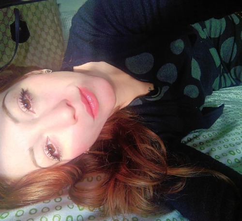 Redhead #gucci #guccibag #sun #suicidegirls #italiansuicidegirls #candyhell #selfie