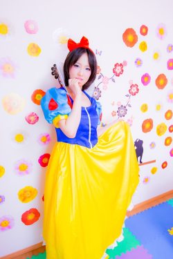 Snow White &Amp;Amp; The Seven Dwrafs - Snow White (Yuka) 4