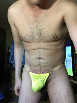 thongwrestler:  Yellow time!!!