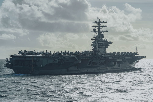 USS Theodore Roosevelt / CVN 71