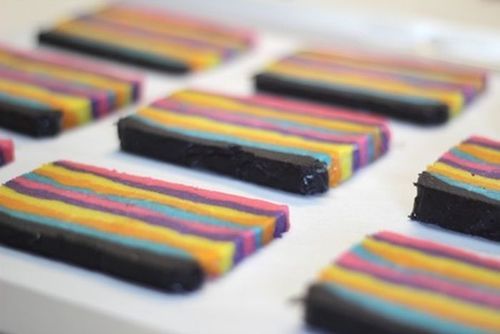 How to make Piñata cookies!
