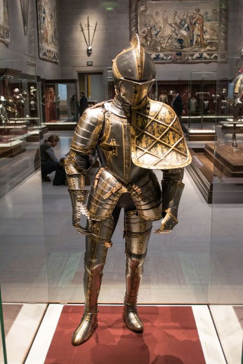 Jousting armor for Archduke Maximillian III of Austria, by armorer Anton Pfeffenhauser of Augsburg, 