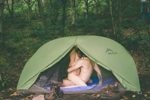 camping-sex: h0llow3yes: slide-2-unlock: tent loving ❤️ Goals .