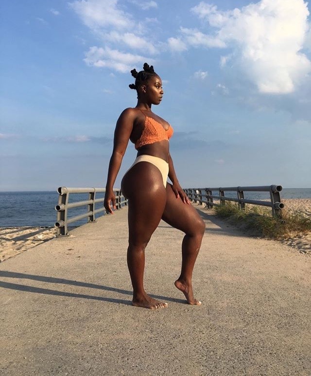 Ebony Boombs