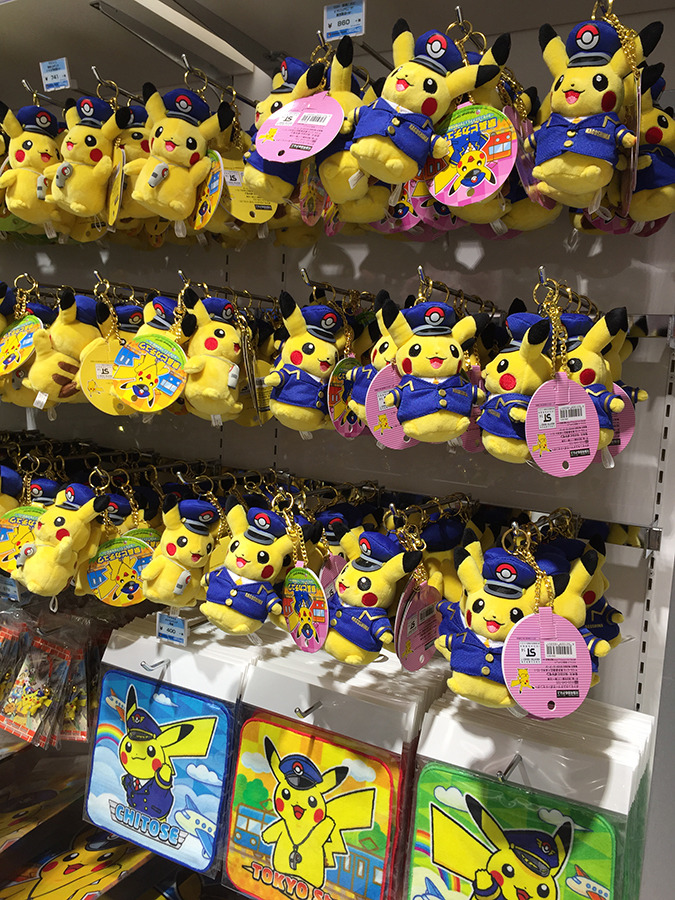 zombiemiki:The first Pikachu from the new Monthly Pikachu series came out today!In