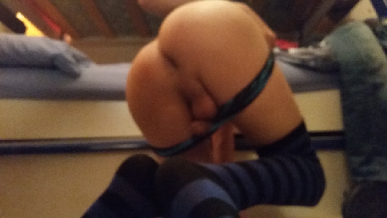 carsbigasbars:*Insert comment about big butts and or the back of balls and the taint* 