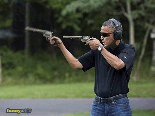 kick-my-ass:  welele:  Obama se posiciona a favor de las armas.  Obama es un pistolero
