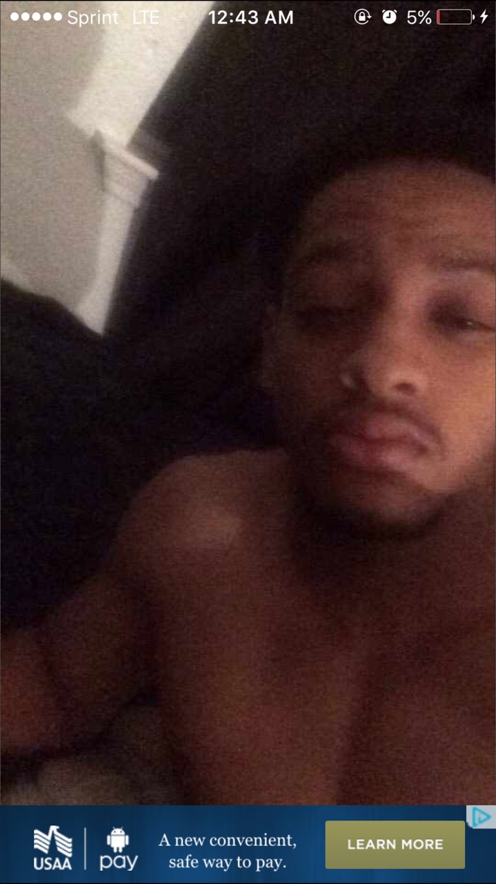 dyck4days:  Ask box open for some sexy hood nigga Kik