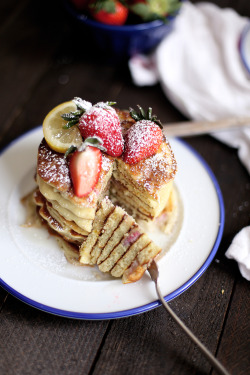 fullcravings:  Strawberry Lemon Pancakes