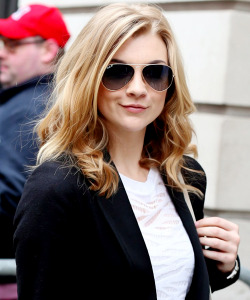 nataliedormersdaily:  Natalie Dormer seen arriving at the BBC Radio 2 Studios, Leicester Square in London, England (February 17, 2016)  That smirk will kill me one day, I swear!