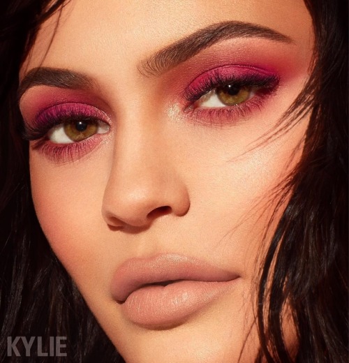 Kylie Cosmetics Campaign: Kourt x Kylie Collection