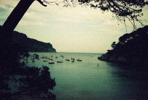 Mediterranean cove in the Costa Brava. Spain. Camera: Yashica rangefinder 35 ME. Film: Lomography Sl