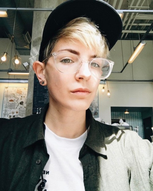 katharine-gray: i turned 25 a week ago and though i honestly don’t care much about age i think it’s 