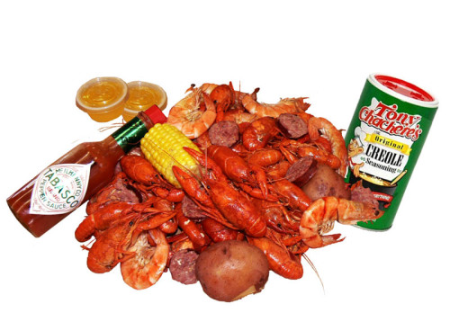 whirlofacurl:  estrella-fuego:  just-call-me-vendetta:  souljunkee:  aunaturale4life:  cmd80337:  Louisiana Cajun/Creole food Ca c’est tres bon!  MY CHILDHOOD! I LIVE FOR THIS FOOD ESPECIALLY SOME CRAWFISH  NOLA is calling me…  My city…my state…nowhere