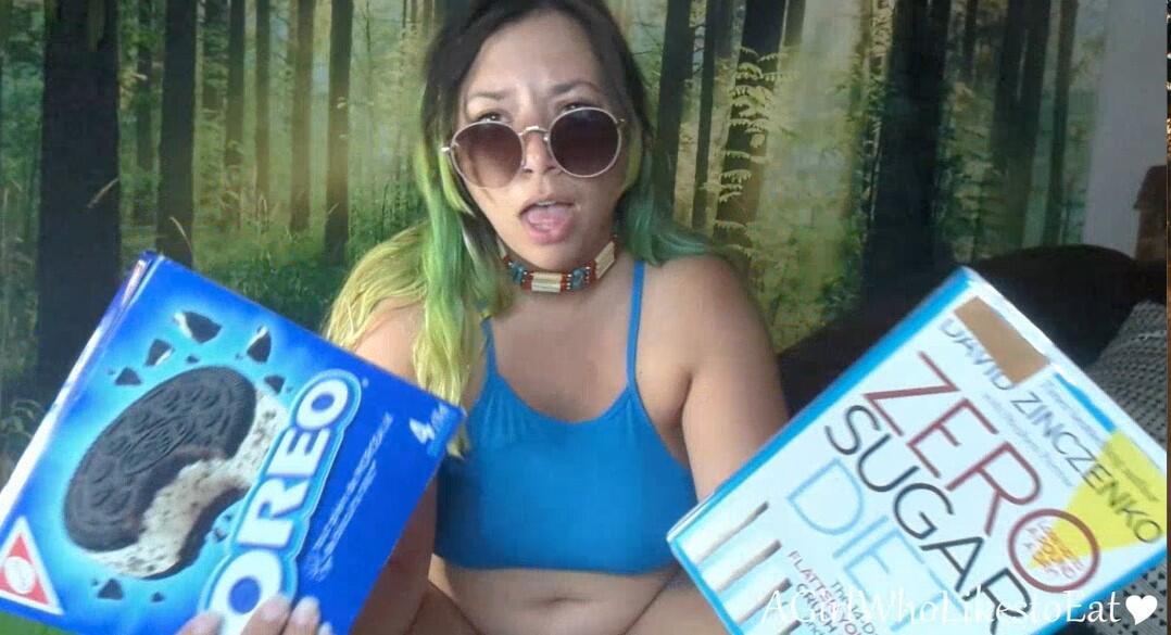 agirlwholikestoeat:New video available on Curvage 🥵💋Diet Sabotage: GREEDY Roommate
