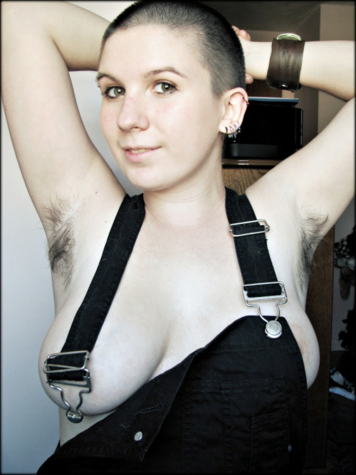 hirsute-lover:pussy hairy