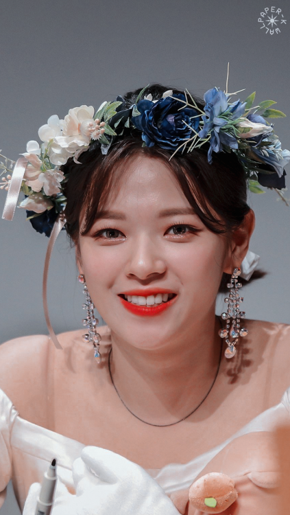 『JEONGYEON』saved? reblog or like© fantaken owners