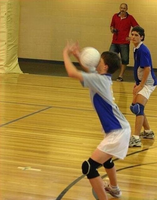 poolpartypirates:  when you unpause a game and forget you’re fighting a bunch of