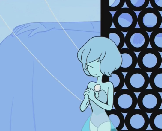 Do Blue Diamond’s gems (and herself) have a thing for covering their eyes?