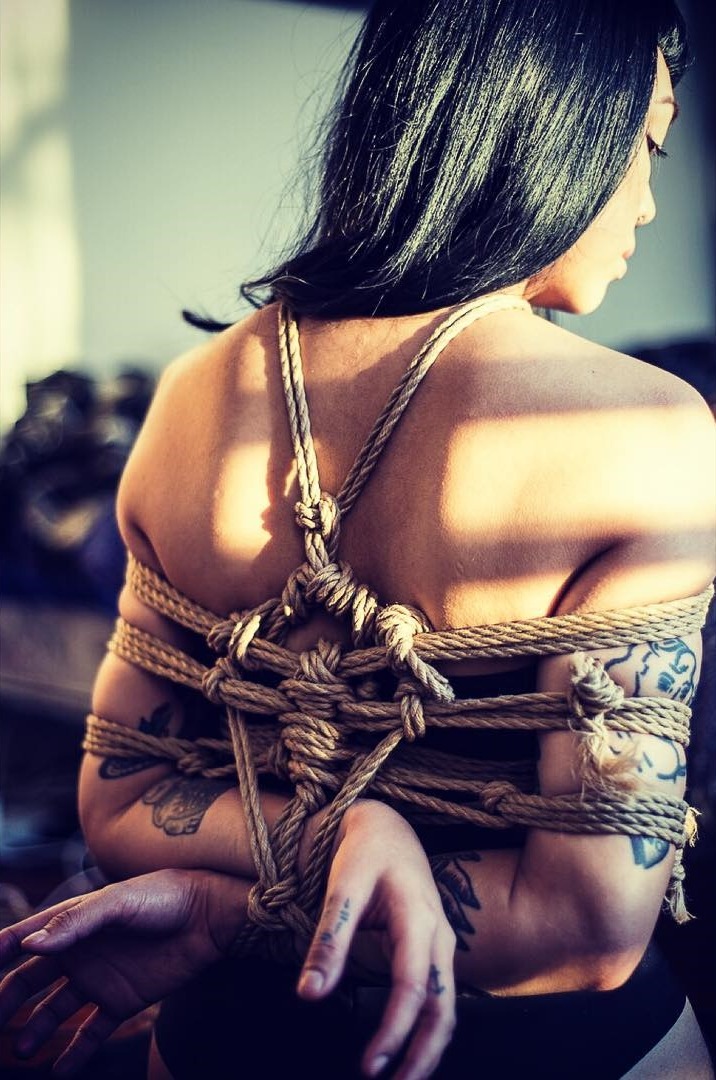 thevertigonetwork:    Seattle Shibari Model Mel