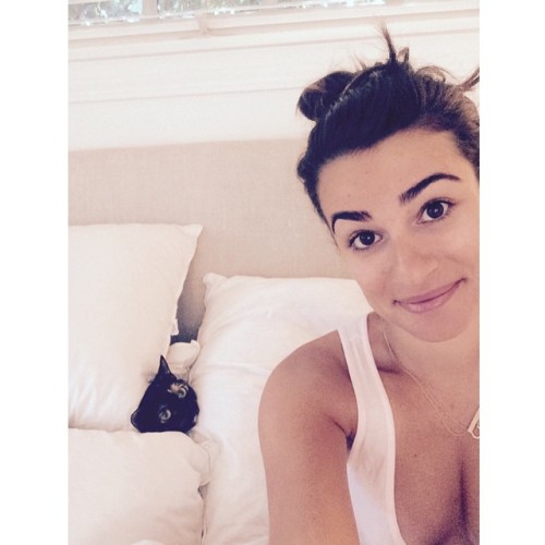 msleamichele Peek a boo! #riseandshine #ilovehersomuch