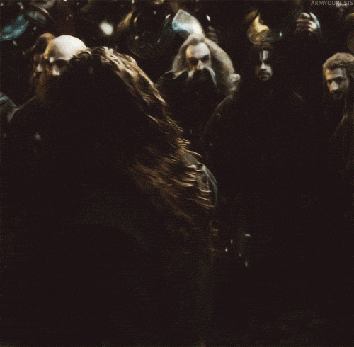  Majestic Thorin hair flip. 