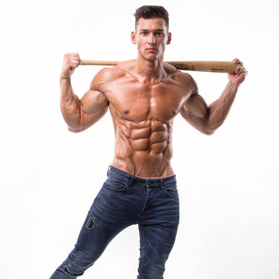   Armando Mayr