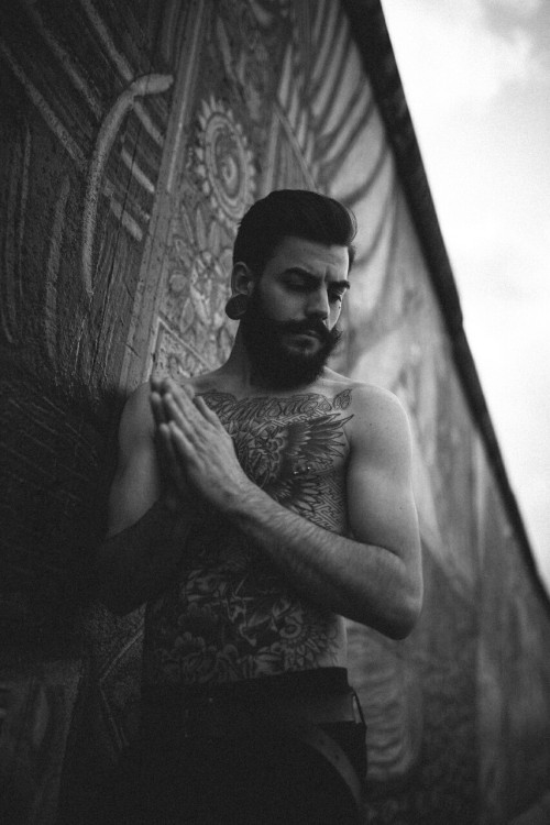 Model : David sing tattoomodel Photo: Sebastian Schüler Photography