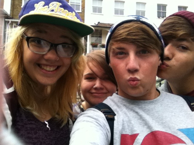 just my freinds and my boyfriend ;)