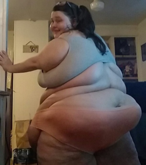 bigcutiedelilah-deactivated2021:More pics I’m deleting from My phone and posting here 1st! https://Delilah.bigcuties.comBig girls be pretty too