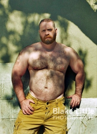 fuckyeahdaddies:  Loads of Daddies at Fuck Yeah Daddies.Click Here to Follow Fuck