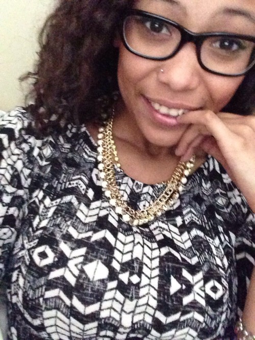 classyfuckingprincess:  My blurry selfie for anon:P