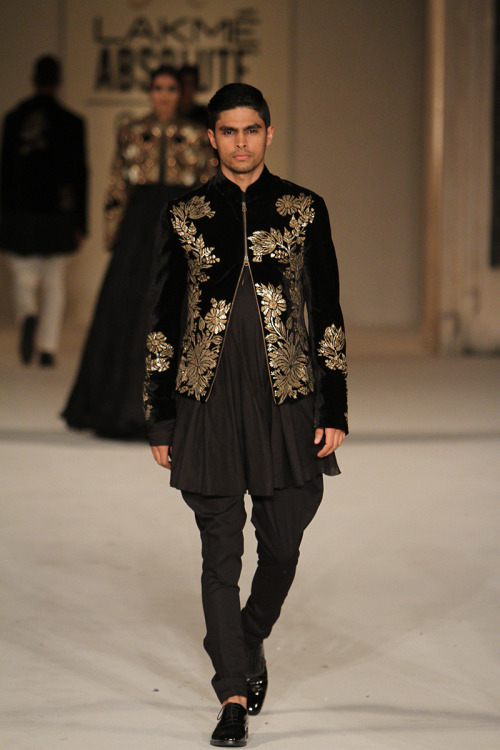 menandfashion: ROHIT BAL Summer/Resort 2016 collection LAKMÉ FASHION WEEK