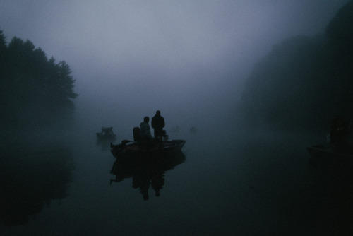 chickiephi:Fishermen by .monodrift on Flickr.