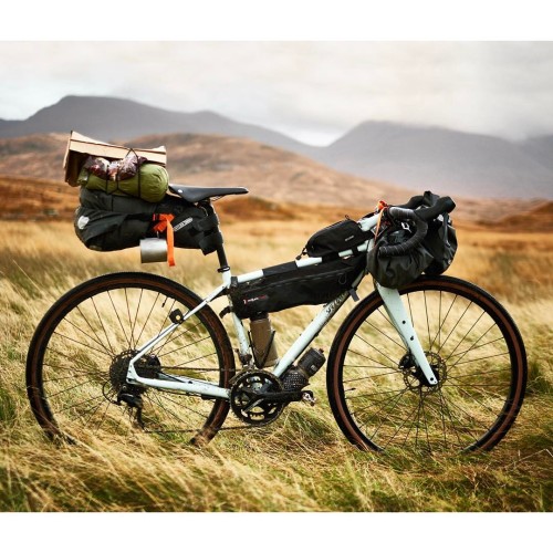 pannier: When you stop for a ‘Highlander’ pizza each, and there is way too much haggis >>TAKEA