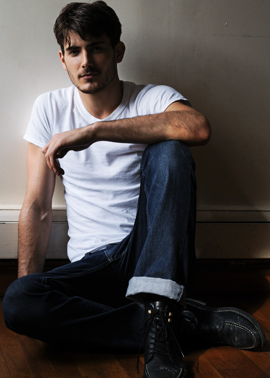 speedobuttandtaint:  joeyslomowitz:  Joey Slomowitz by Dom Smith  http://speedobuttandtaint.tumblr.com/