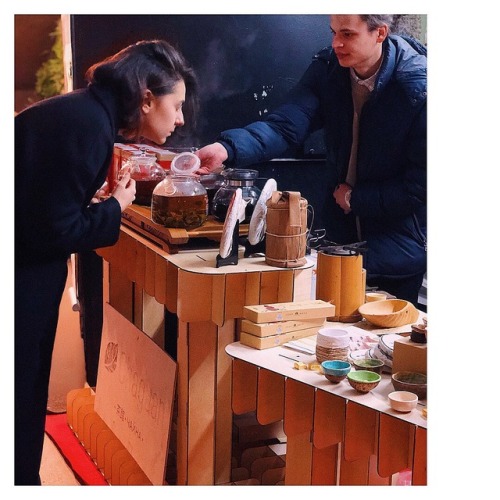 Chaguan Teahouse at Kurazh Bazar market